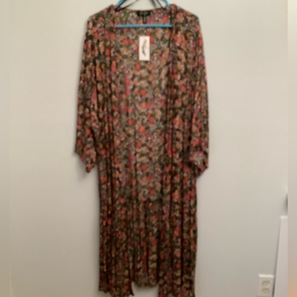 Jessica Simpson Floral Kimono - Black and Pink